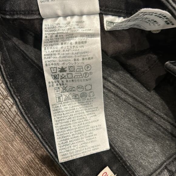 Levi's Women's Classic Mid-Rise Black Skinny Jeans Jeans Size 10 - Picture 7 of 7